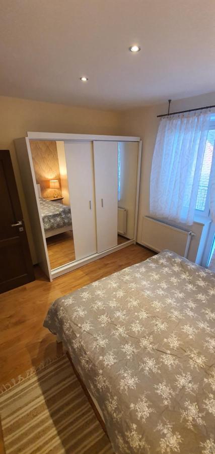 Apartmanystocklova2 Бардеёв Экстерьер фото